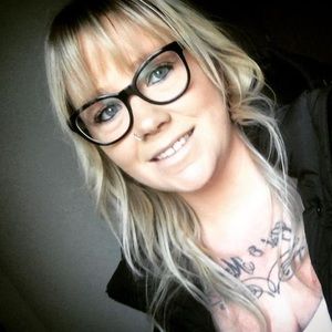 Meet your Posher, Natasha